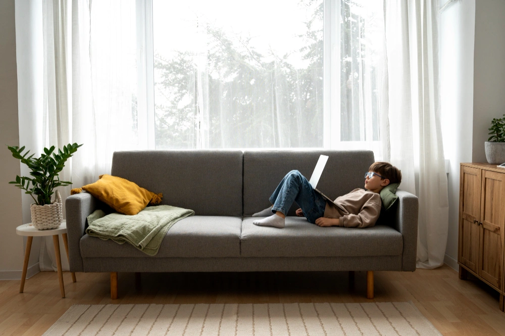 How to Make a Small Space Feel Bigger With Design 17 112643