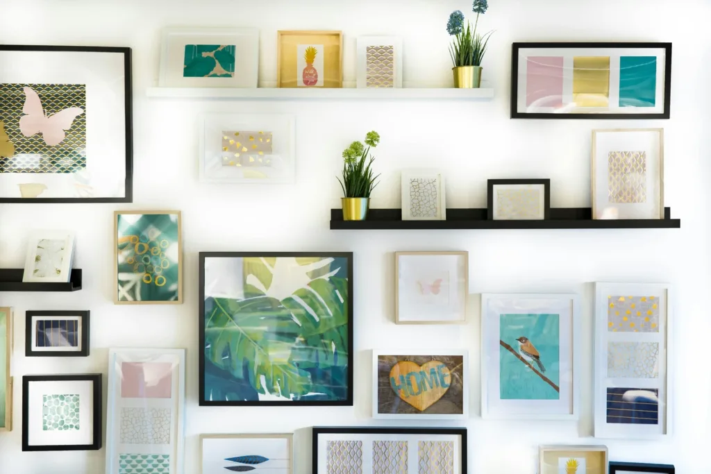 Wall Art That Transforms a Room: Design Tips That Work 12 jonny caspari KuudDjBHIlA unsplash