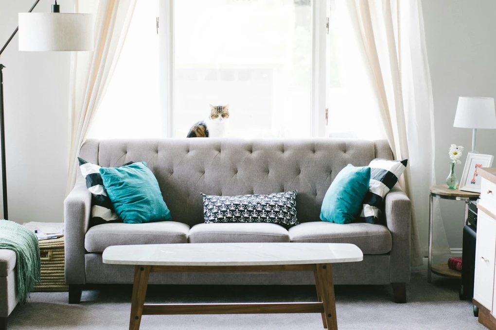 Space-Saving Furniture That Doubles as Statement Pieces 2 nathan fertig FBXuXp57eM0 unsplash 1