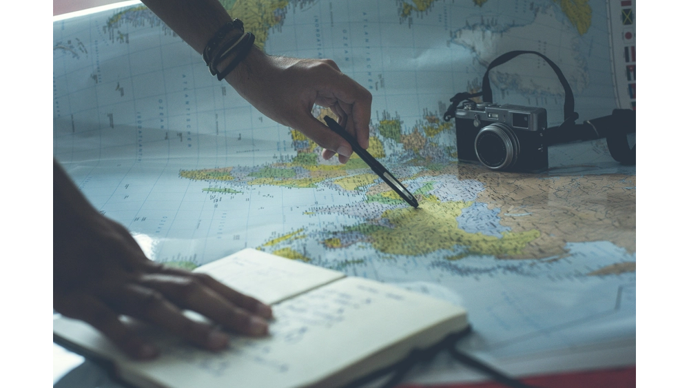 AI Navigation Ecosystems: How Real-Time Intelligence Is Revolutionizing EV Travel 3 glenn carstens peters ZWD3Dx6aUJg unsplash