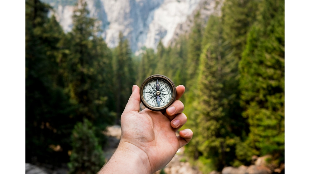 AI Navigation Ecosystems: How Real-Time Intelligence Is Revolutionizing EV Travel 2 jamie street 94HLr QXo8 unsplash