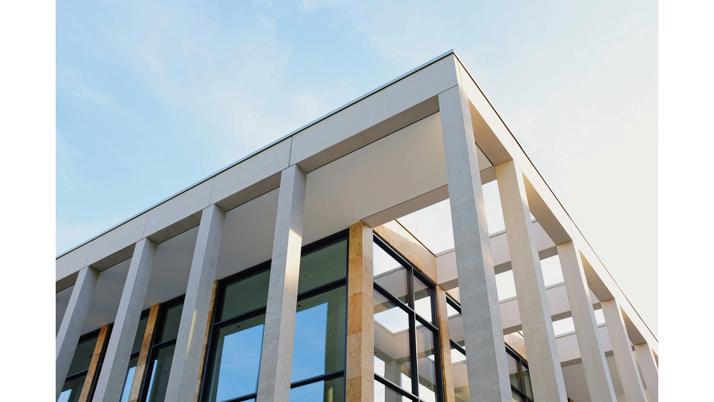 thanos pal g DTWgRypfE unsplash